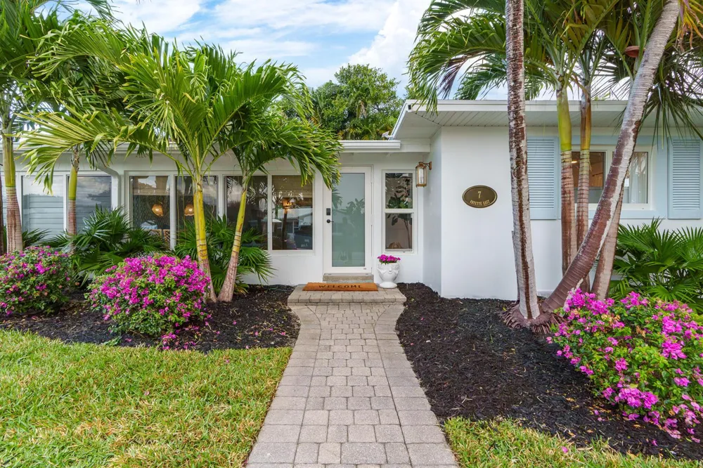 7 Fayette Drive Ocean Ridge, FL 33435