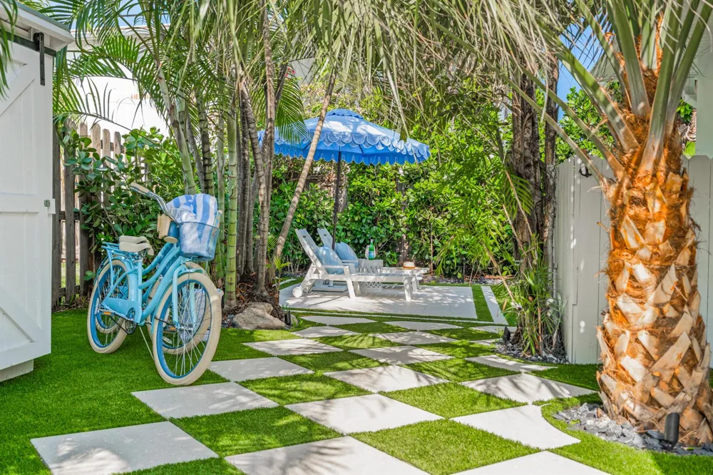 7 Fayette Drive Ocean Ridge, FL 33435