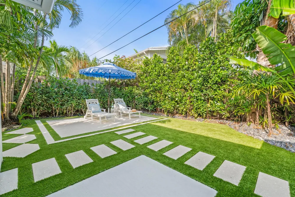 7 Fayette Drive Ocean Ridge, FL 33435