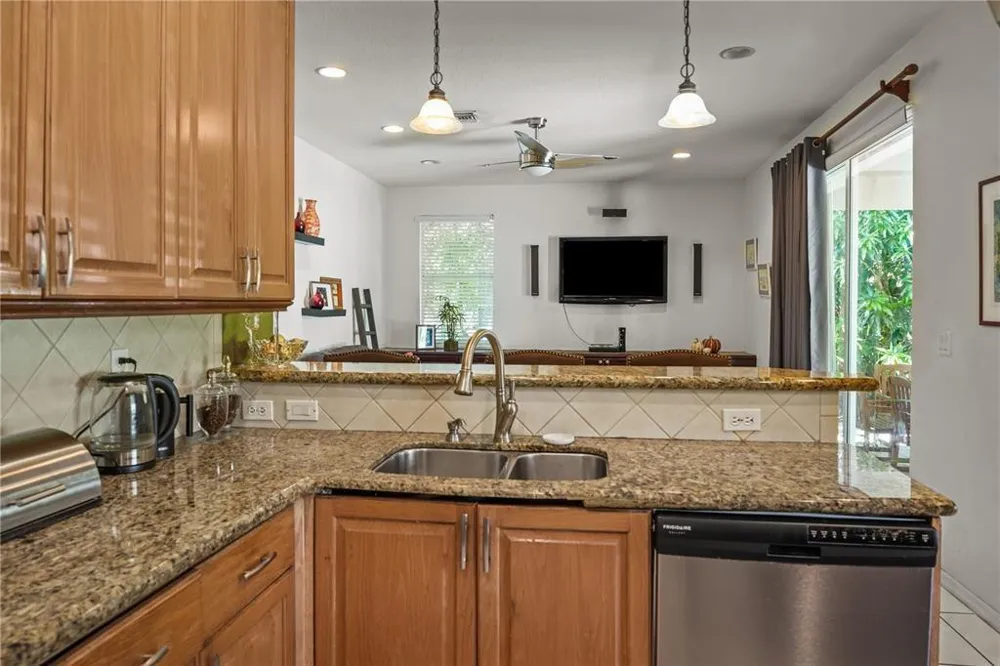 8209 SW 173rd Terrace Palmetto Bay, FL 33157