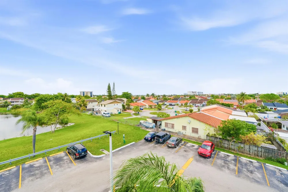 1221 SW 122nd Avenue #401 Miami, FL 33184