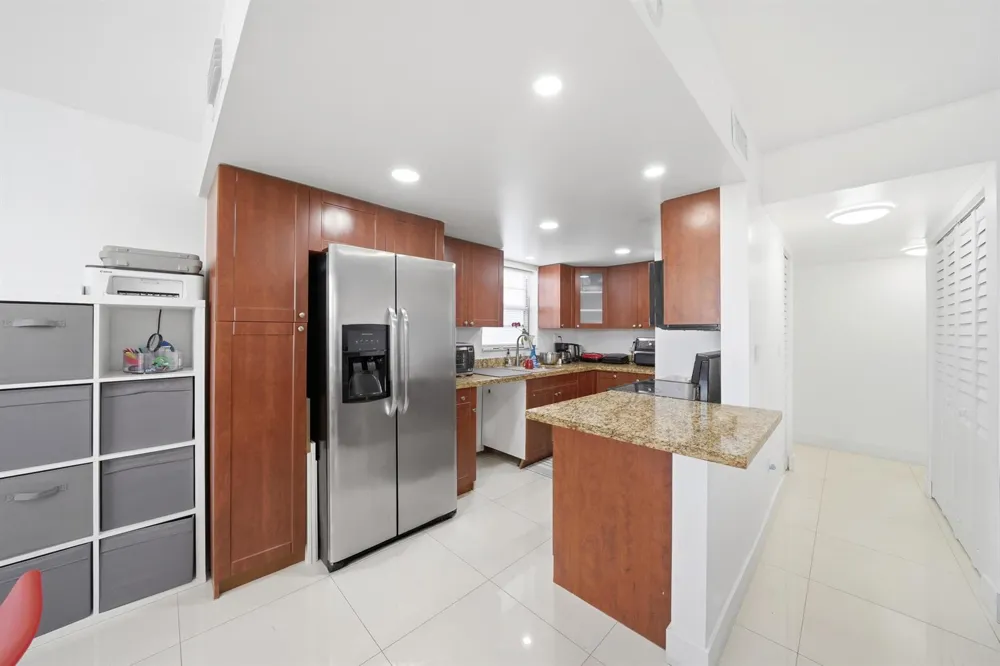 1221 SW 122nd Avenue #401 Miami, FL 33184