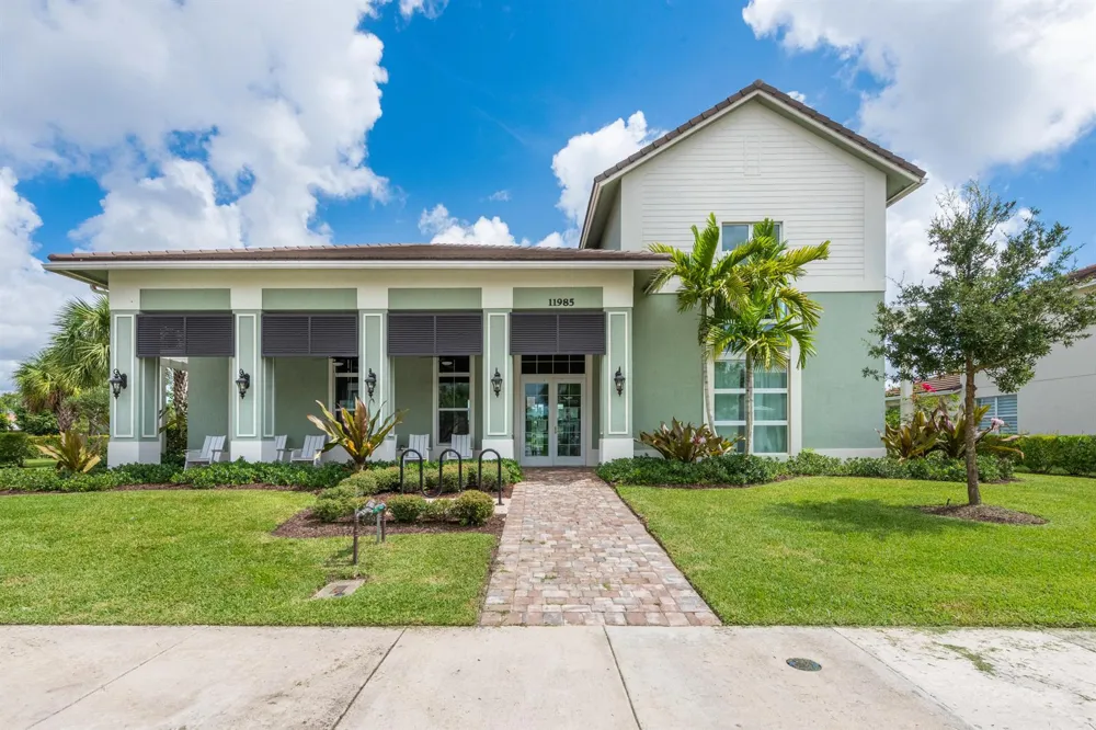63 Dogwood Court Royal Palm Beach, FL 33411