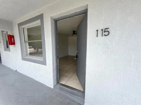 2127 Davie Boulevard #115