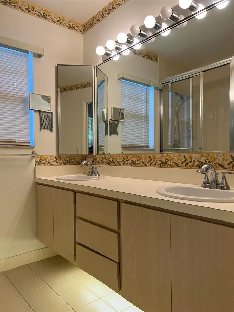 36 Danbury Court #B Royal Palm Beach, FL 33411