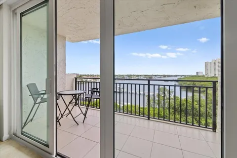 3912 S Ocean Boulevard #603