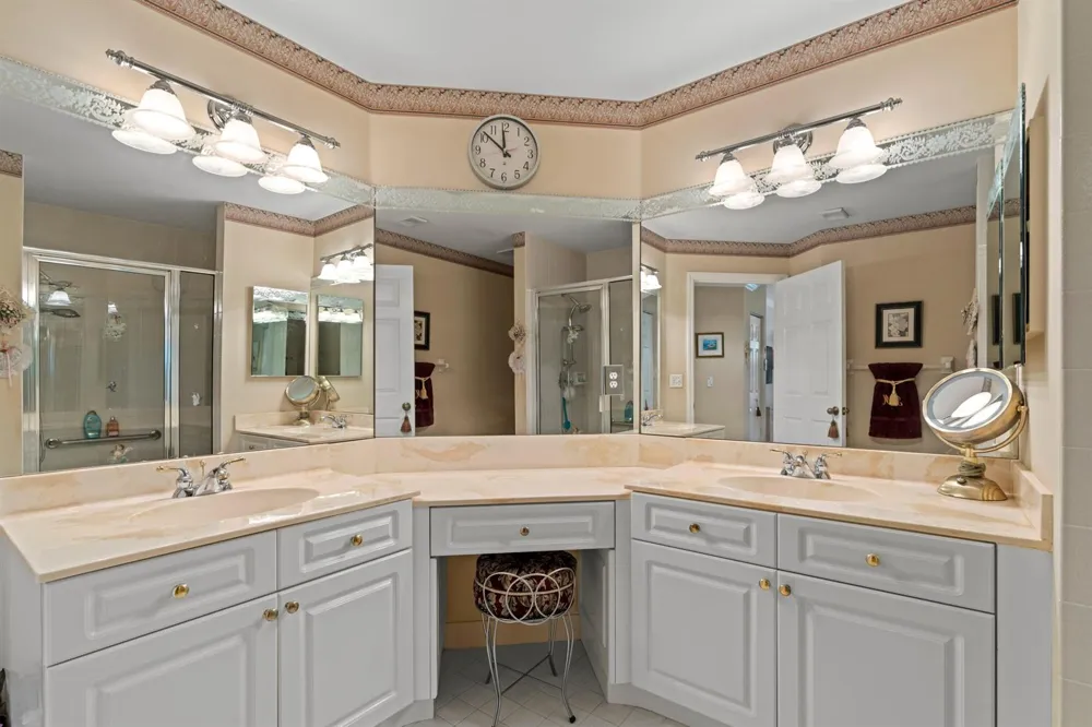 8550 Via Romana #1 Boca Raton, FL 33496