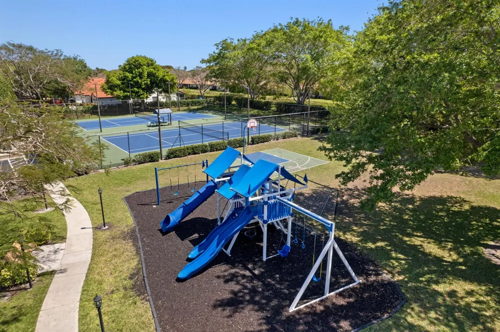 8550 Via Romana #1 Boca Raton, FL 33496