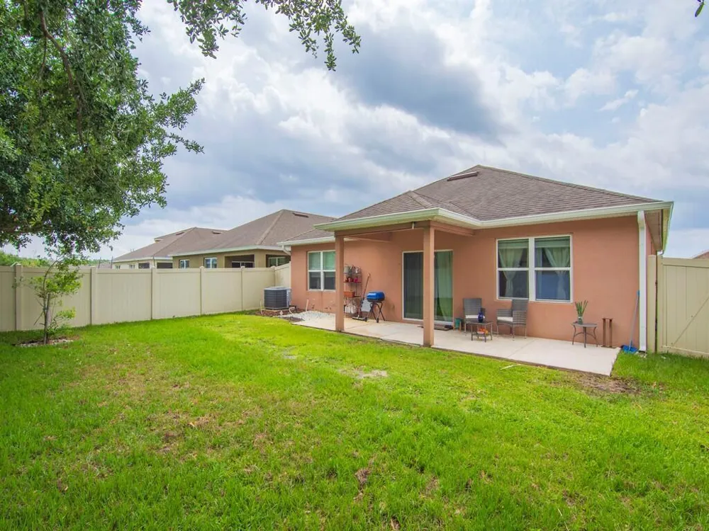 475 SW Moray Dr Drive Palm Bay, FL 32908