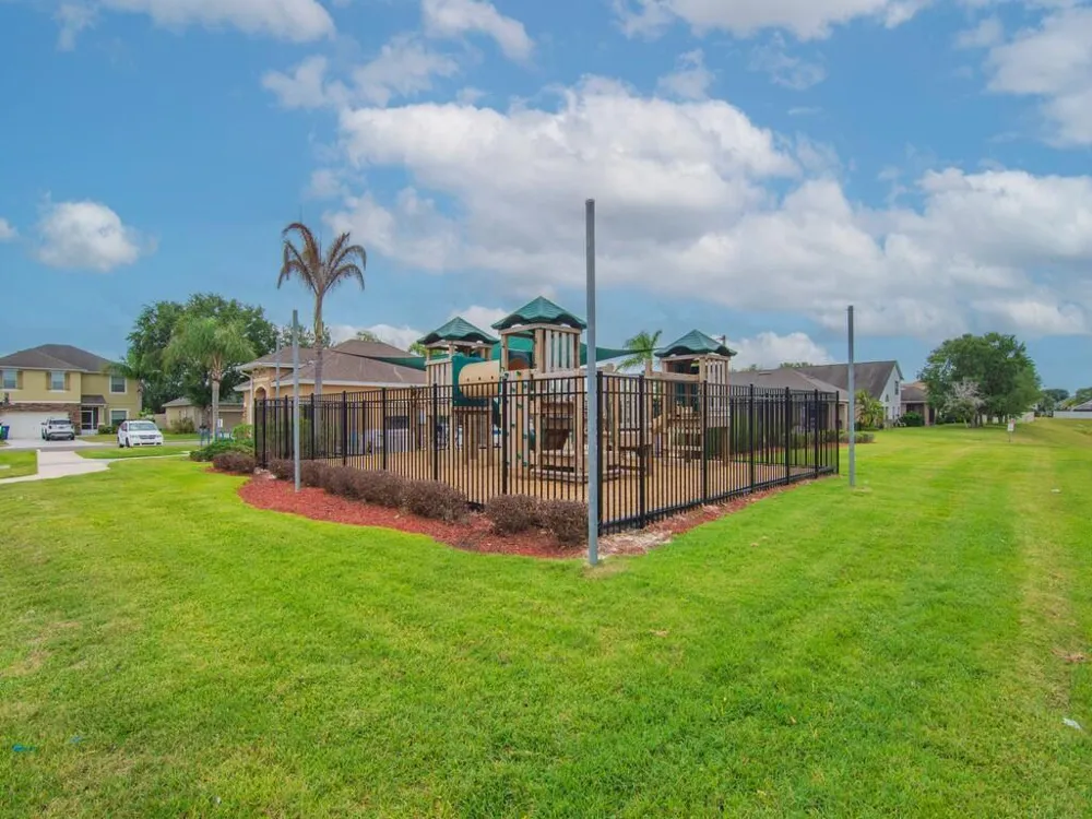 475 SW Moray Dr Drive Palm Bay, FL 32908