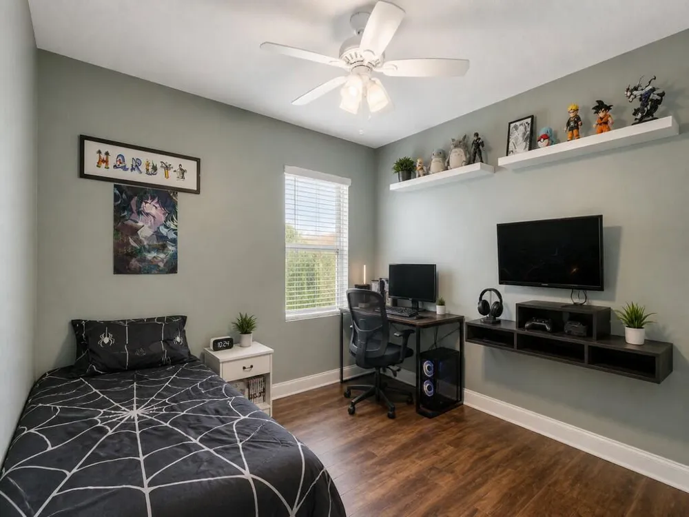 475 SW Moray Dr Drive Palm Bay, FL 32908