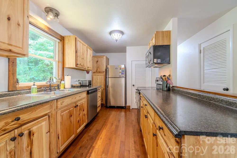 84 English Road Spruce Pine, NC 28777
