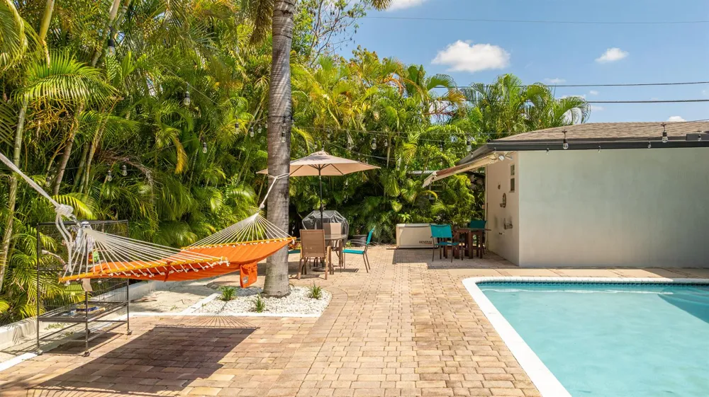 1431 NW 70th Way Plantation, FL 33313