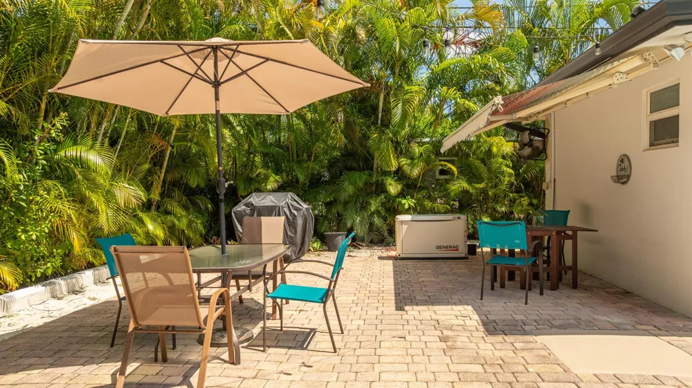 1431 NW 70th Way Plantation, FL 33313