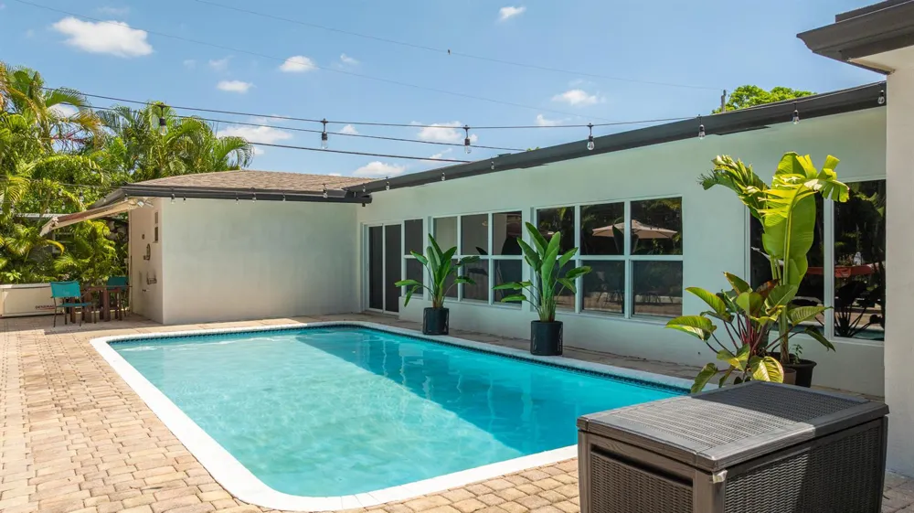1431 NW 70th Way Plantation, FL 33313