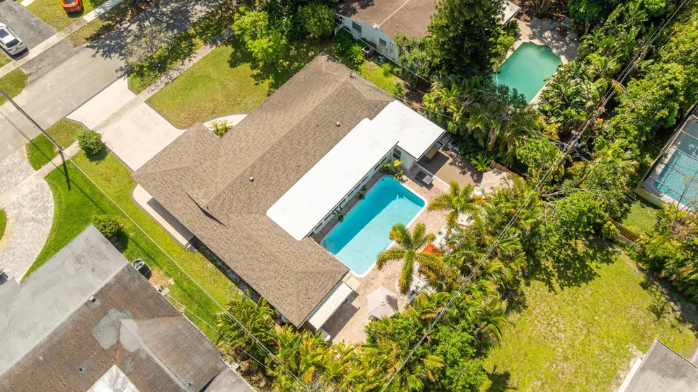 1431 NW 70th Way Plantation, FL 33313