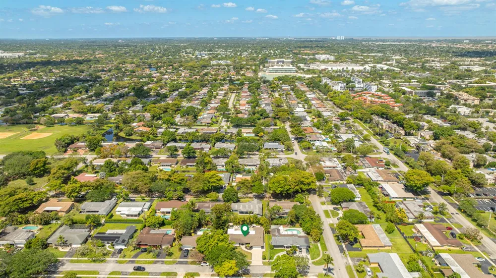 1431 NW 70th Way Plantation, FL 33313