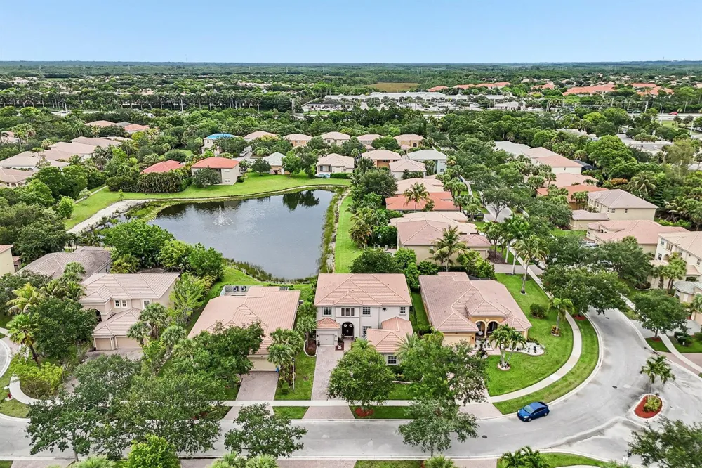 1779 Palisades Drive West Palm Beach, FL 33411