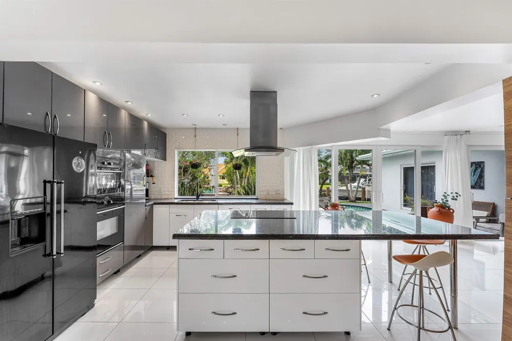 5660 Nassau Drive Boca Raton, FL 33487