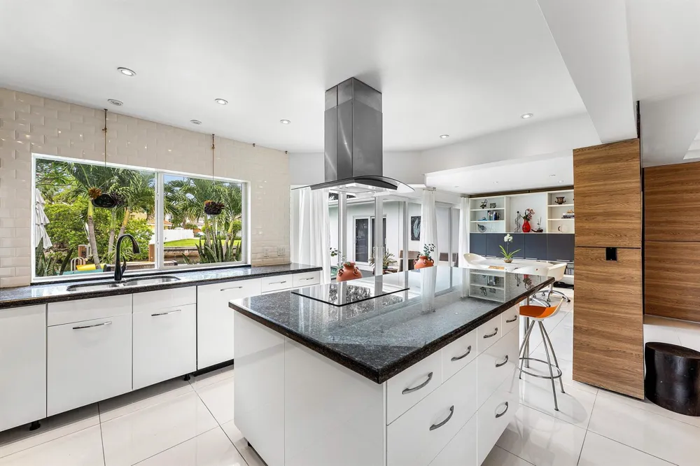 5660 Nassau Drive Boca Raton, FL 33487