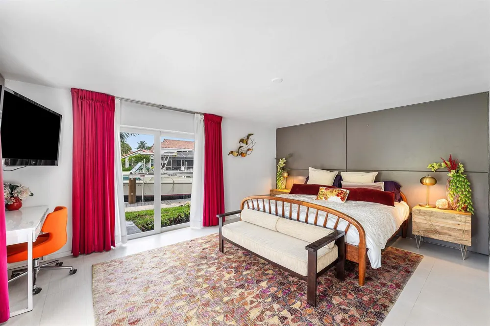 5660 Nassau Drive Boca Raton, FL 33487