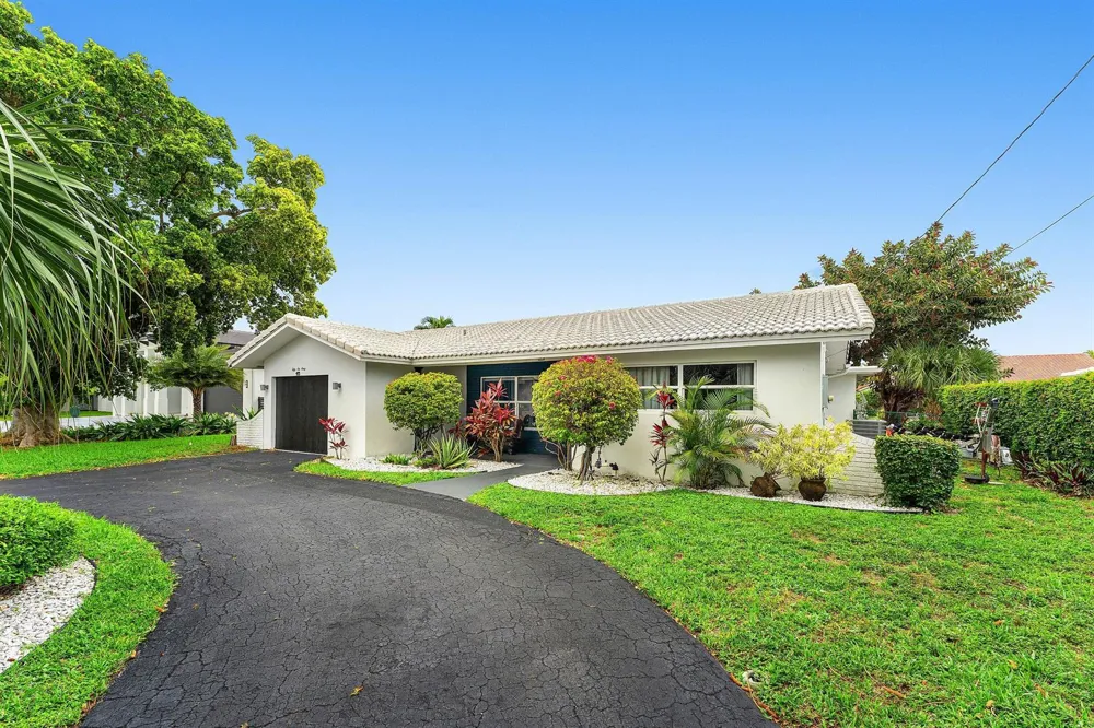 5660 Nassau Drive Boca Raton, FL 33487