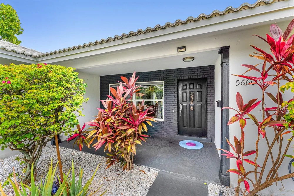 5660 Nassau Drive Boca Raton, FL 33487