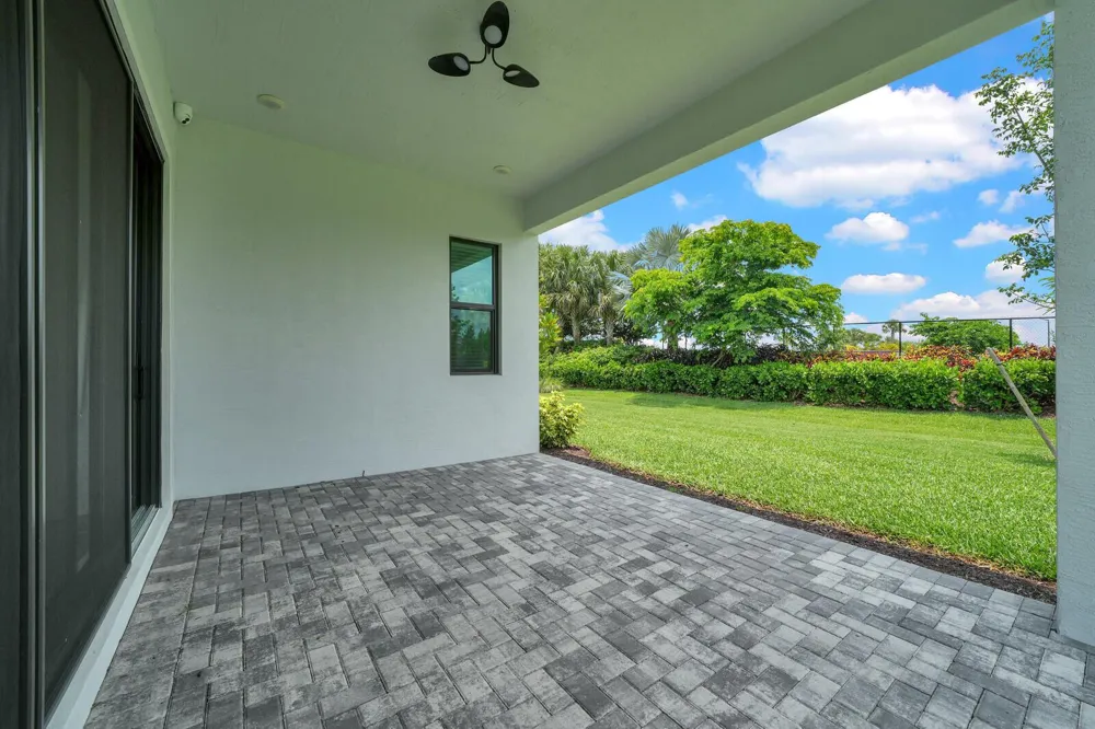 15851 Alys Terrace Westlake, FL 33470
