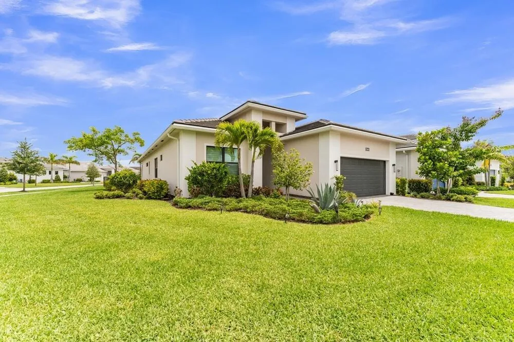 15665 Merritt Drive Westlake, FL 33470