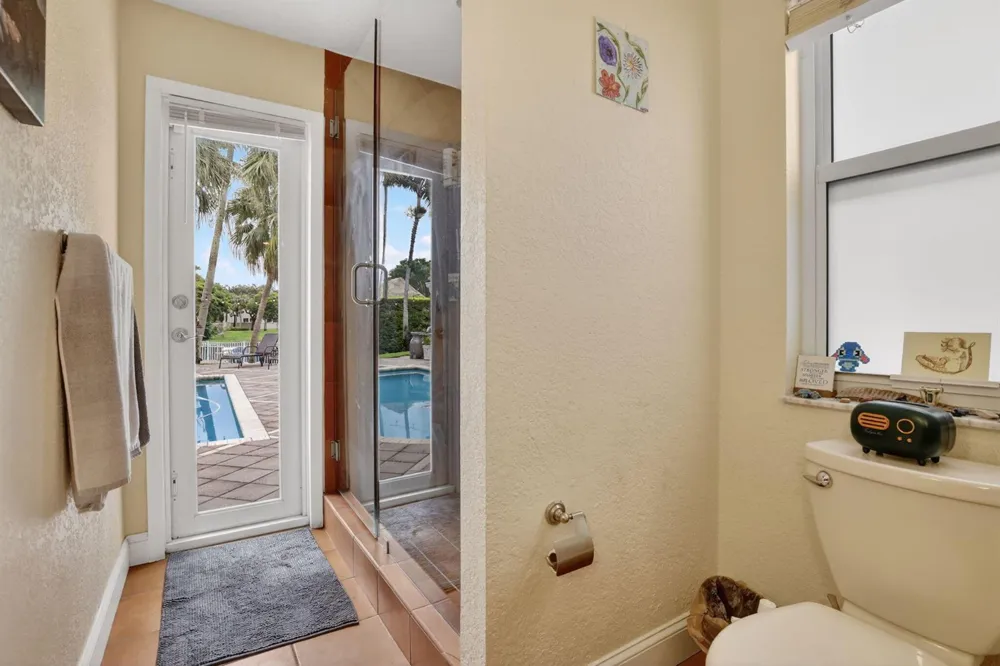 11380 Wayne Drive Cooper City, FL 33026