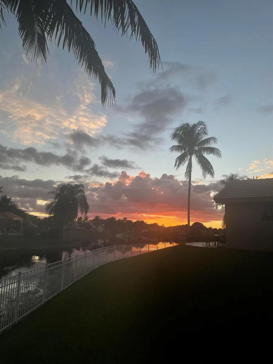 11380 Wayne Drive Cooper City, FL 33026