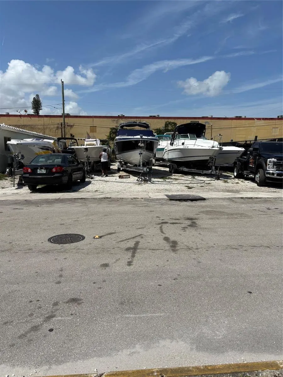 2117 Polk Street Hollywood, FL 33020