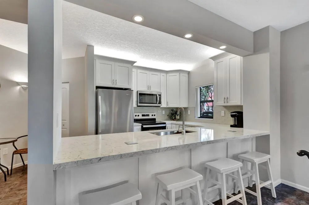 300 Uno Lago Drive #101 Juno Beach, FL 33408