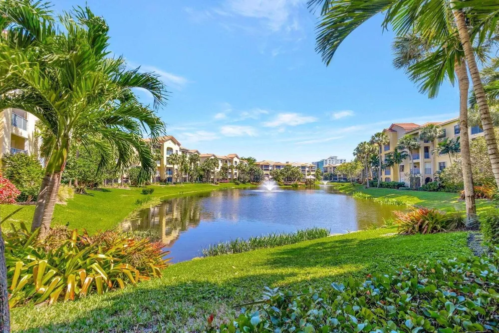 300 Uno Lago Drive #101 Juno Beach, FL 33408