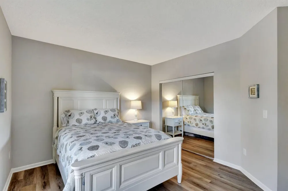 300 Uno Lago Drive #101 Juno Beach, FL 33408