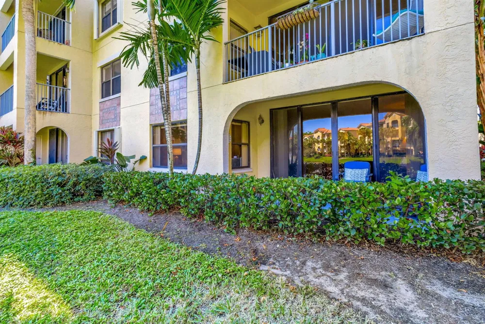 300 Uno Lago Drive #101 Juno Beach, FL 33408