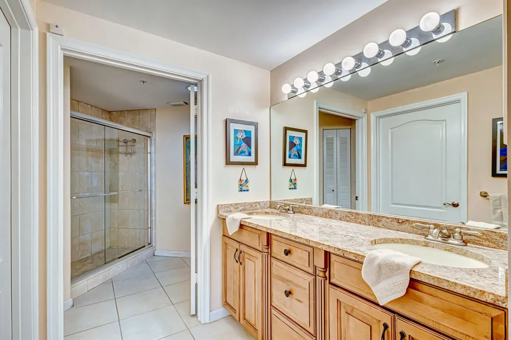200 Uno Lago Drive #105 Juno Beach, FL 33408