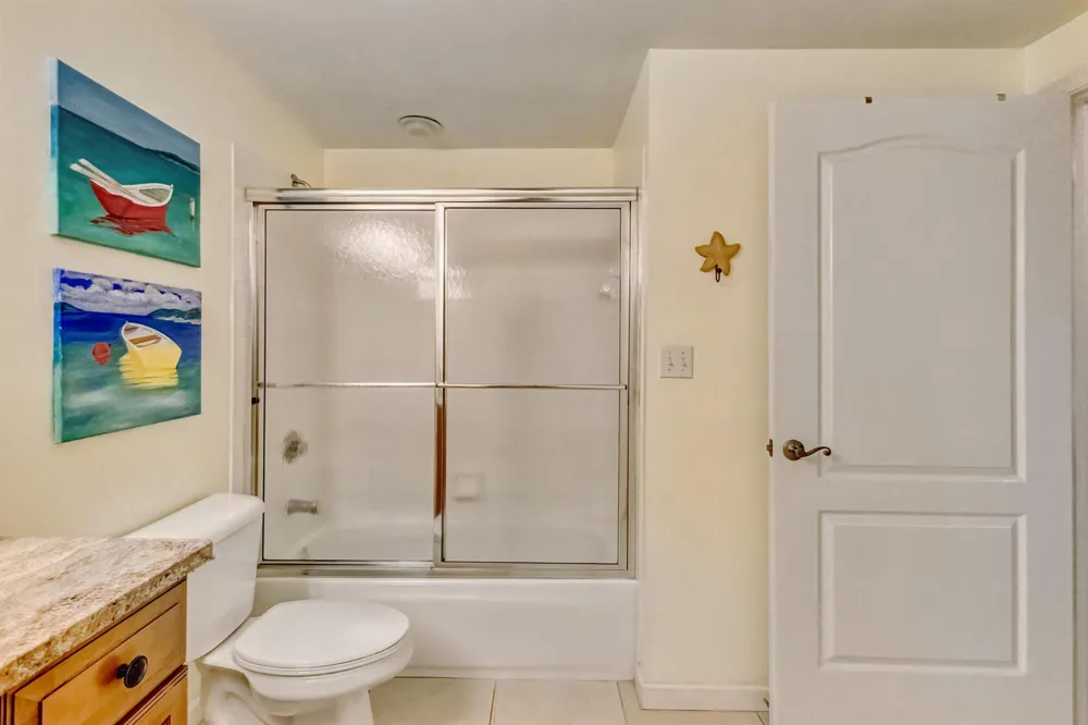 200 Uno Lago Drive #105 Juno Beach, FL 33408