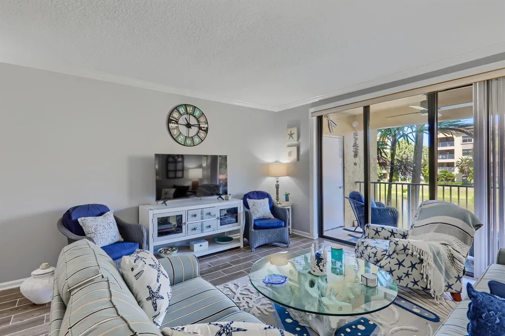 400 Uno Lago Drive #204 Juno Beach, FL 33408