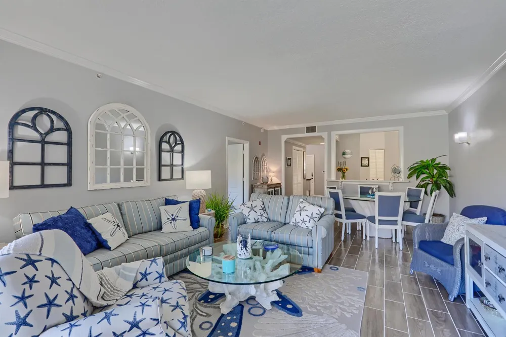 400 Uno Lago Drive #204 Juno Beach, FL 33408