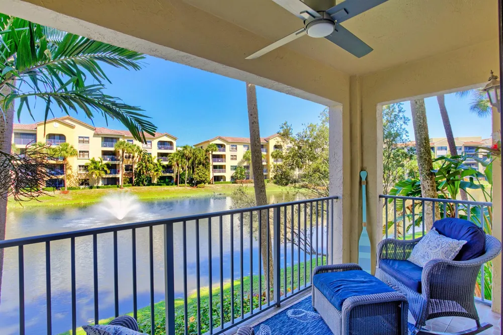 400 Uno Lago Drive #204 Juno Beach, FL 33408