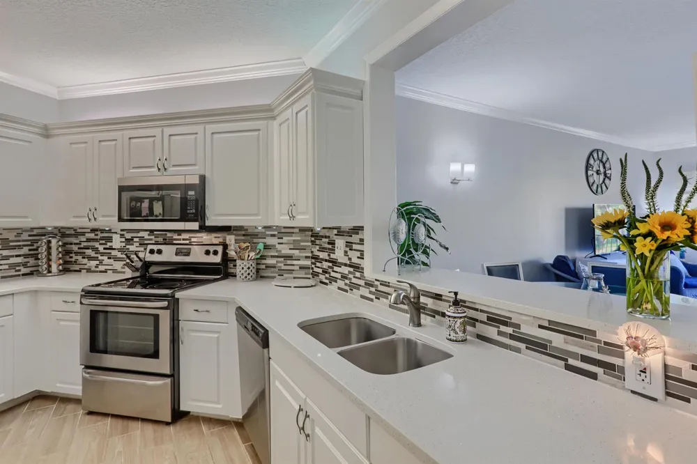 400 Uno Lago Drive #204 Juno Beach, FL 33408
