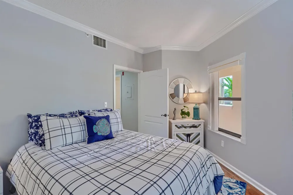 400 Uno Lago Drive #204 Juno Beach, FL 33408