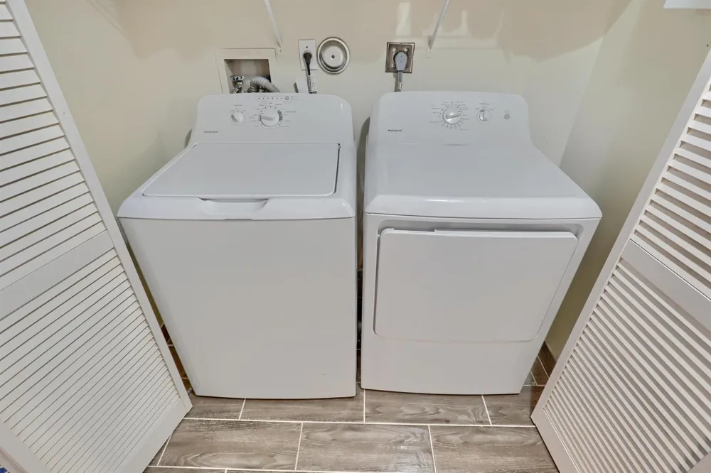 400 Uno Lago Drive #204 Juno Beach, FL 33408