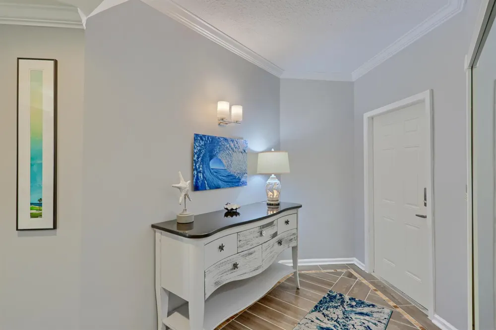 400 Uno Lago Drive #204 Juno Beach, FL 33408