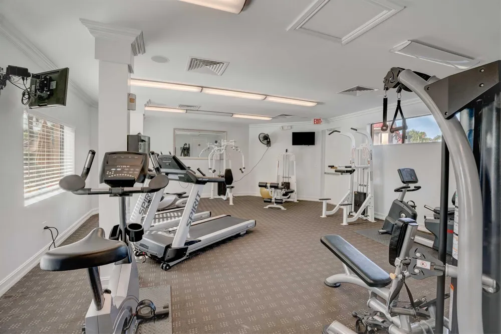 400 Uno Lago Drive #204 Juno Beach, FL 33408