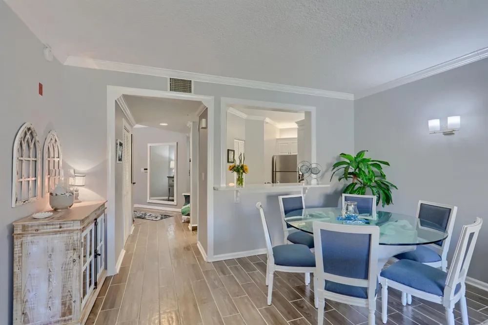 400 Uno Lago Drive #204 Juno Beach, FL 33408