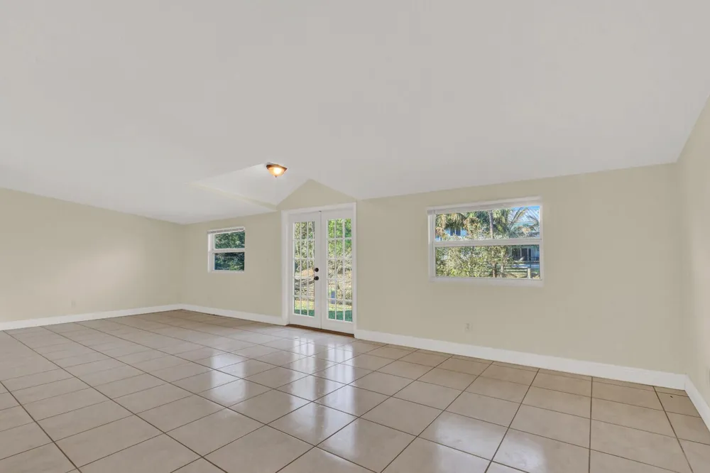8074 SE River Lane Stuart, FL 34997
