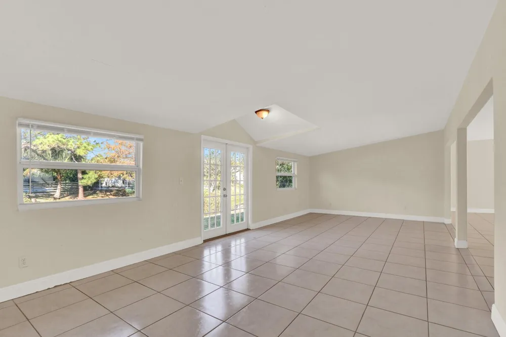 8074 SE River Lane Stuart, FL 34997
