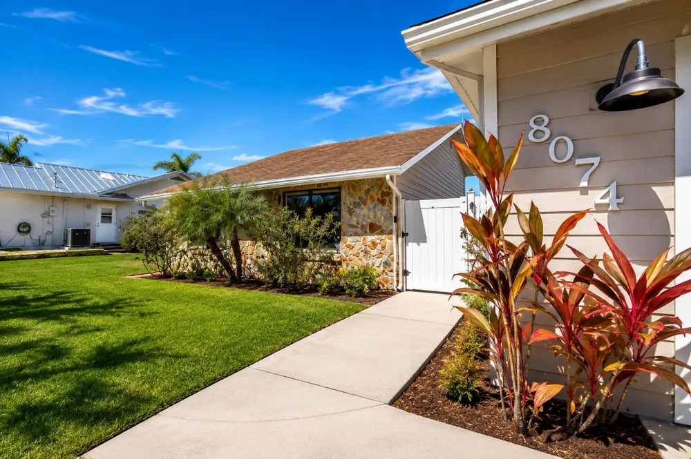 8074 SE River Lane Stuart, FL 34997